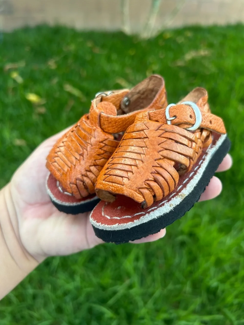 Huaraches Woven Leather Sandals - Tan